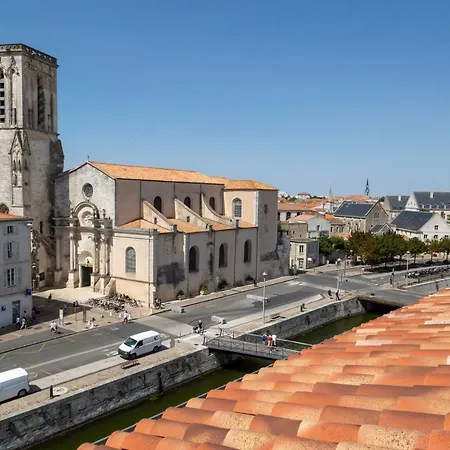 Tour De Nesle Vieux Port 3 Etoiles La Rochelle (Charente-Maritime)