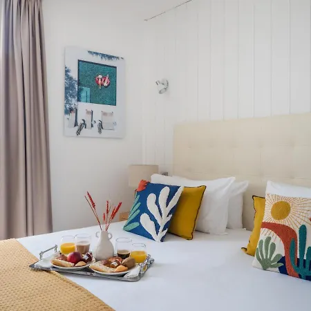 Tour De Nesle Vieux Port 3 Etoiles