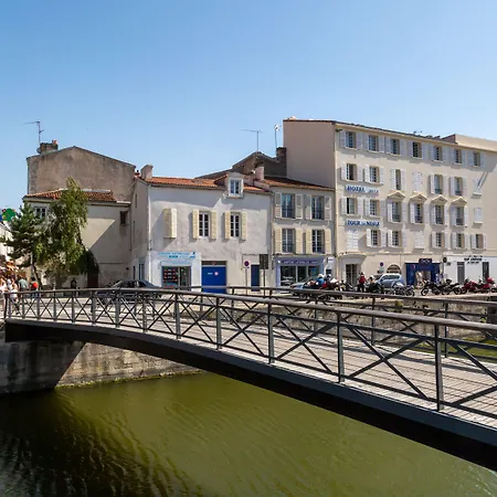 Tour De Nesle Vieux Port 3 Etoiles 3* Ла-Рошель