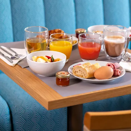 Tour De Nesle Vieux Port 3 Etoiles