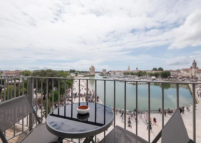 Tour De Nesle Vieux Port 3 Etoiles La Rochelle (Charente-Maritime)