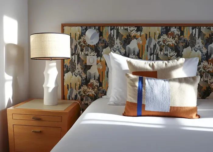 Hotel Tour De Nesle Vieux Port 3 Etoiles La Rochelle (Charente-Maritime)