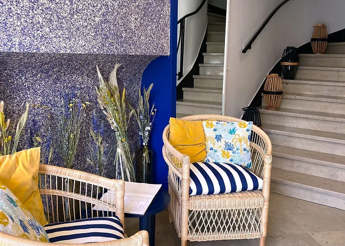 Tour De Nesle Vieux Port 3 Etoiles Hotel