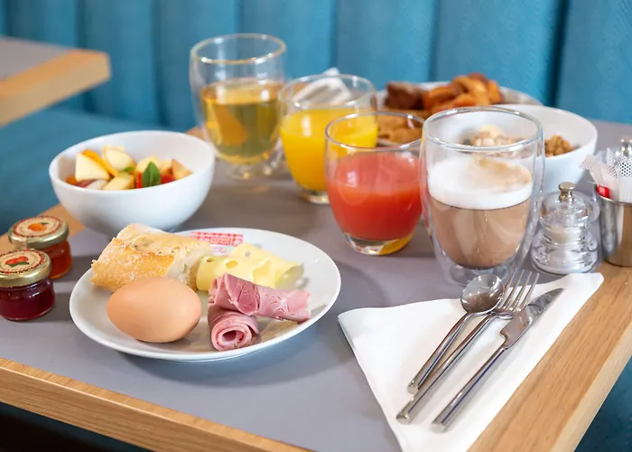 Tour De Nesle Vieux Port 3 Etoiles