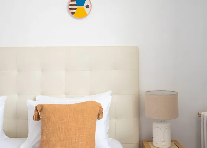 Tour De Nesle Vieux Port 3 Etoiles Hotel La Rochelle (Charente-Maritime)